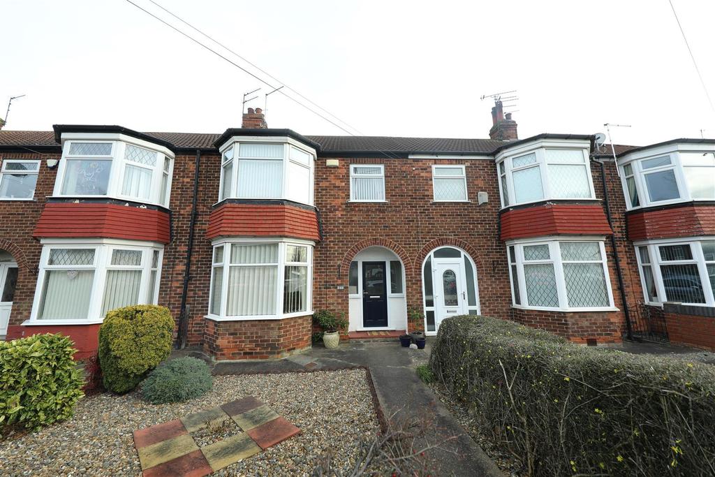 Bricknell Avenue, Hull 3 bed terraced house £165,000