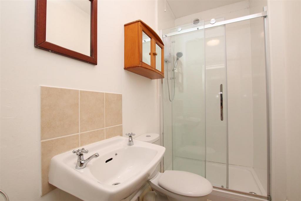 Shower Room 1.JPG