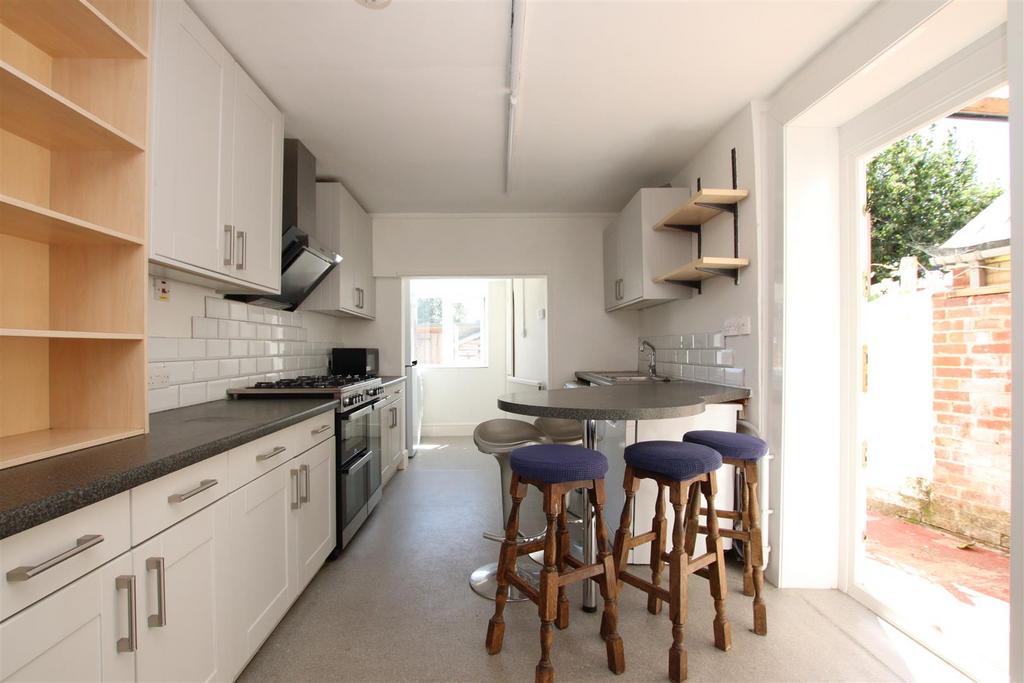 Kitchen Breakfast Room.JPG