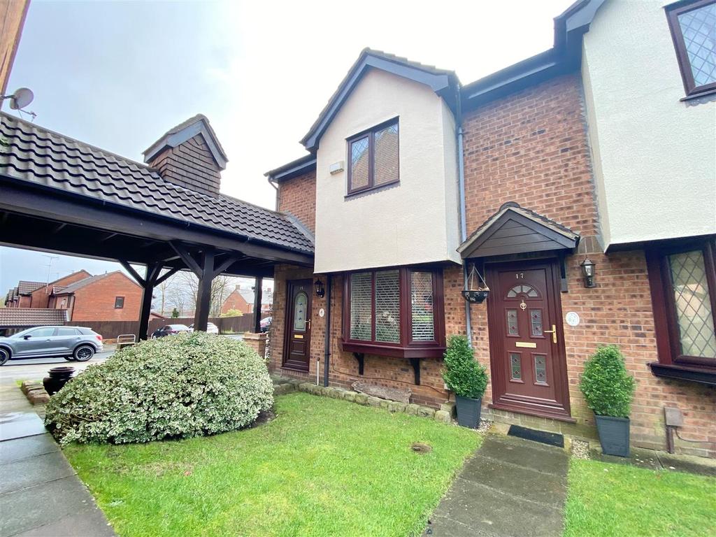 Drummond Way, Macclesfield 2 bed mews £225,000