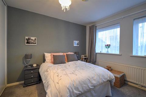 6 Ash Grove, Morpeth, NE61 2RA