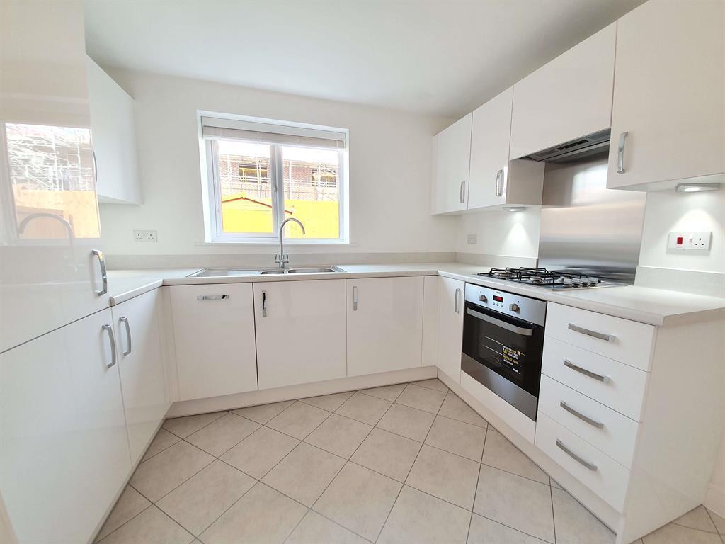 Crankwood Road, Leigh, WN7 4GA 3 bed detached house £260,000