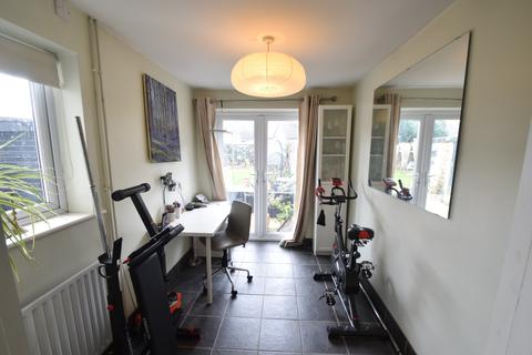 105 Edgewood Drive, Luton, LU2 8ER