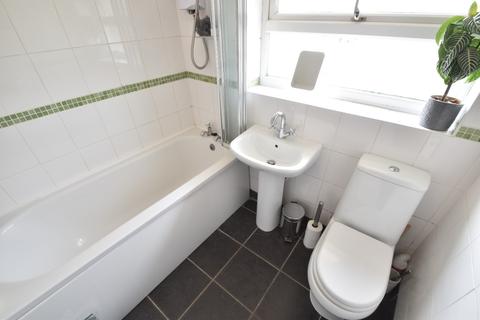 105 Edgewood Drive, Luton, LU2 8ER