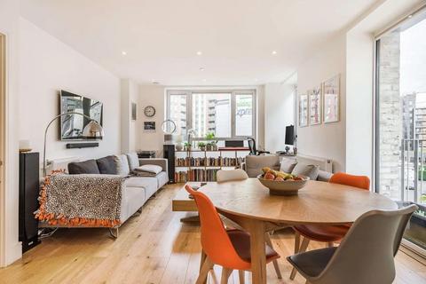 2 bedroom apartment to rent, Sovereign Tower, Royal Gateway, London, E16