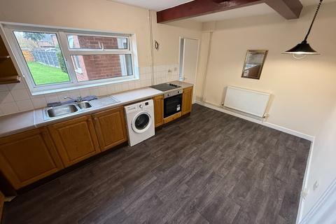 3 bedroom terraced house to rent, Acresford Road, Donisthorpe, DE12