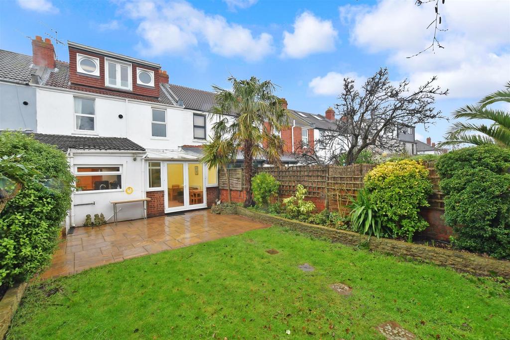 Devonshire Avenue, Southsea, Hampshire 4 bed terraced house £470,000