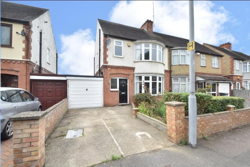 Wardown Crescent, Luton 4 bed semidetached house £375,000
