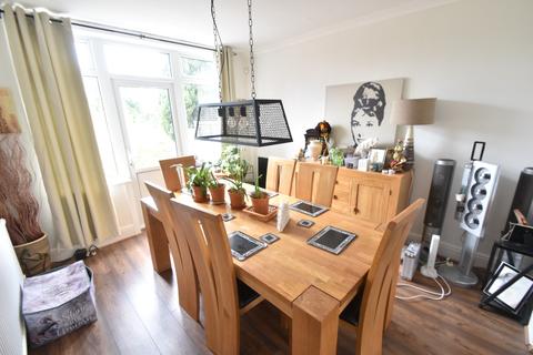 77 Wardown Crescent, Luton, LU2 7JT