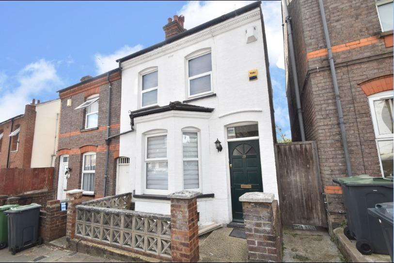 Milton Road, Luton 2 bed semidetached house £275,000