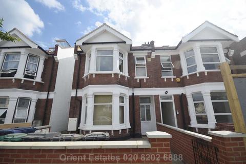 3 bedroom flat for sale, Park Road, London