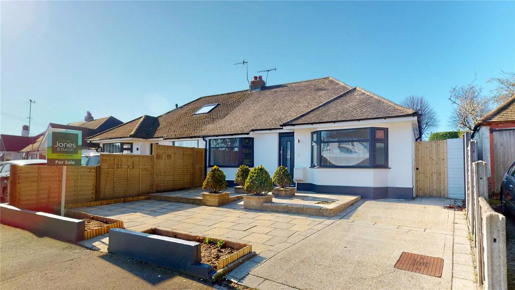 Monks Avenue, Lancing, West Sussex, BN15 2 bed bungalow £400,000