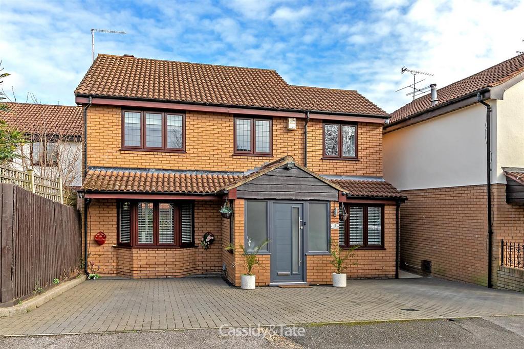 Regent Close, Jersey Farm, St Albans 4 bed detached house to rent £3,600 pcm (£831 pw)