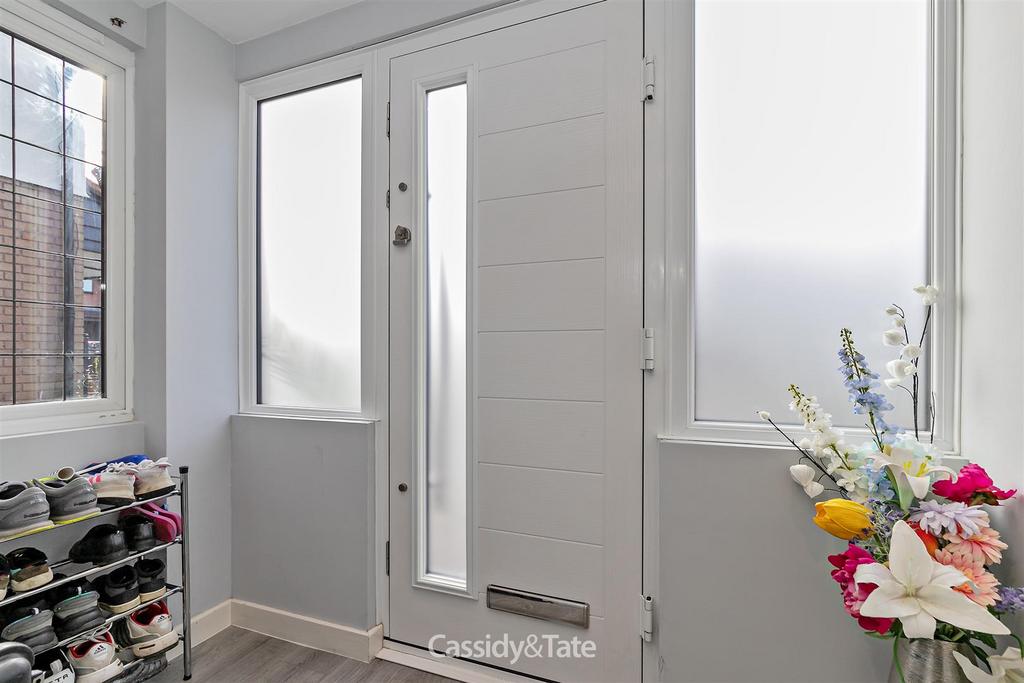 1 Regent Close-9.jpg