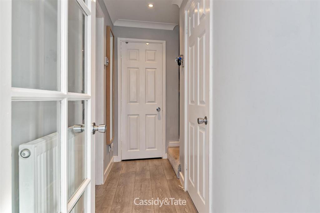 1 Regent Close-10.jpg