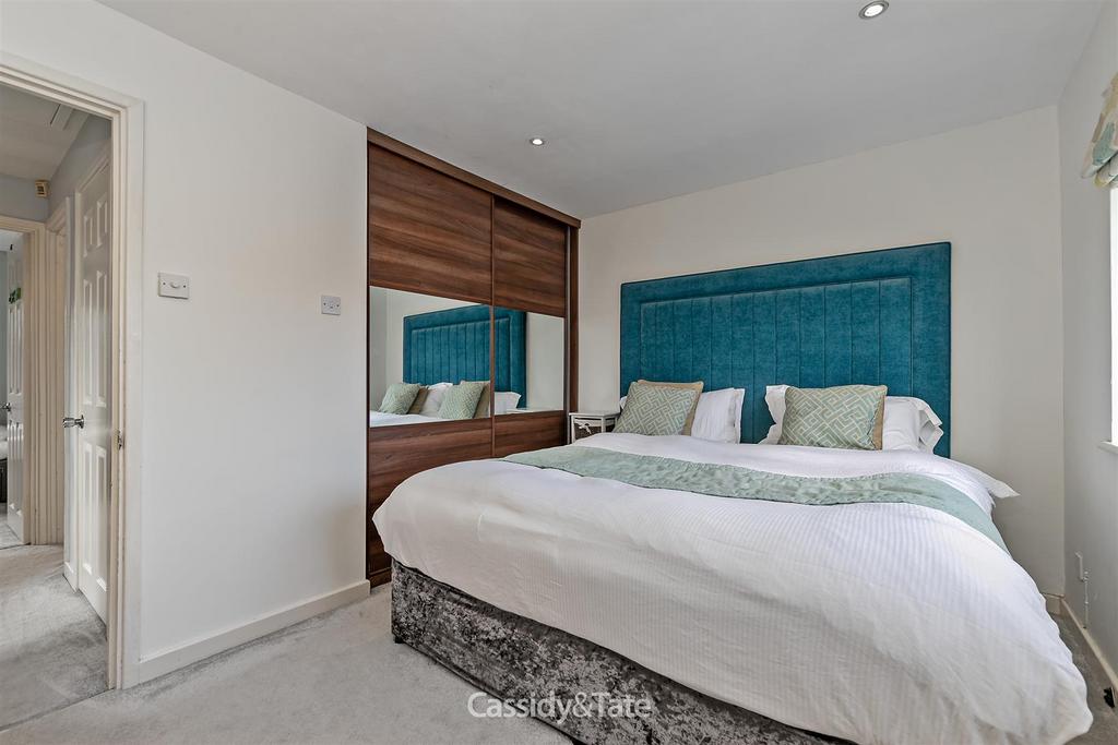 1 Regent Close-38.jpg
