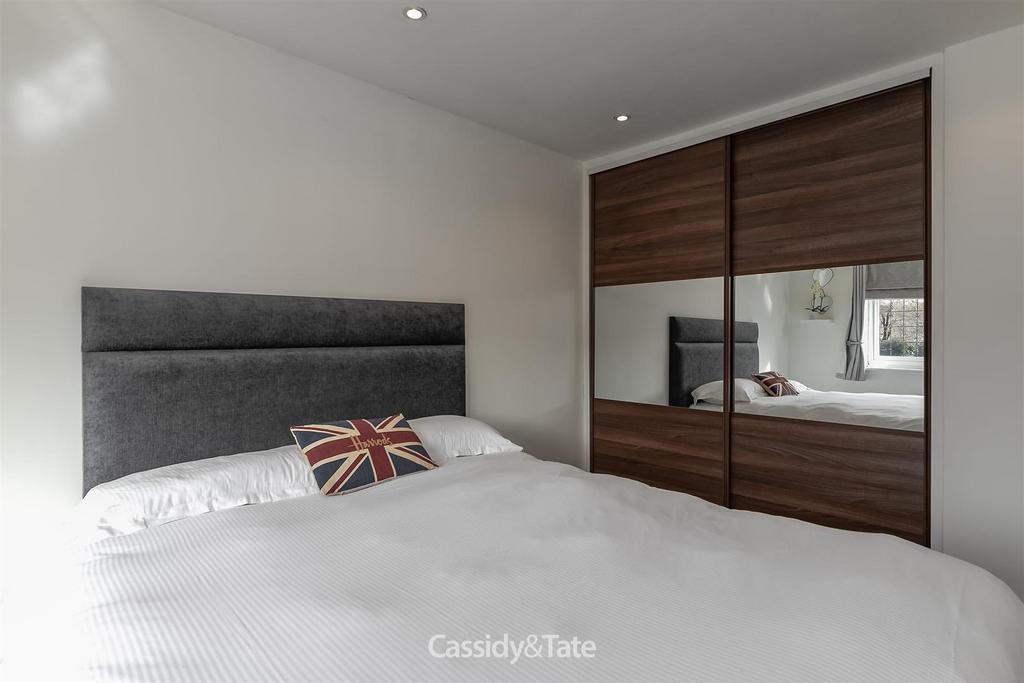 1 Regent Close-34.jpg