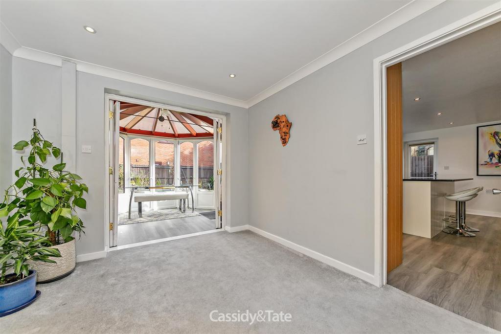 1 Regent Close-22.jpg