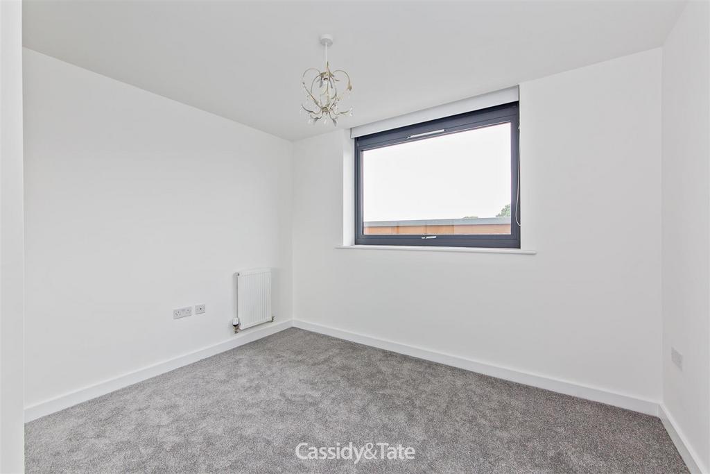 38 Somerville Court-7.jpg