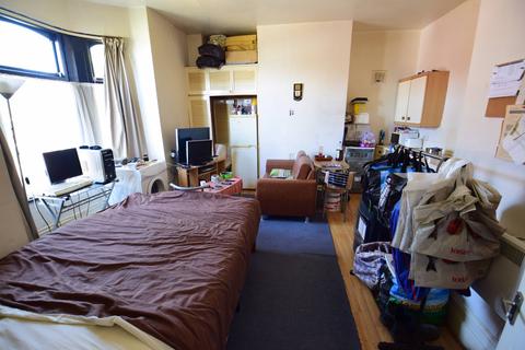 Studio for sale - Napier Court, Napier Road, Luton