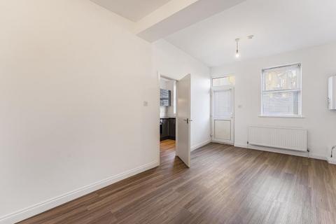 1 bedroom apartment to rent, 522 Holloway Road, N7 6JD