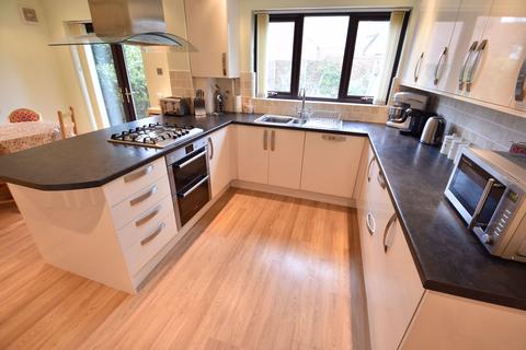 2 Lorimer Close, Luton, LU2 7RL