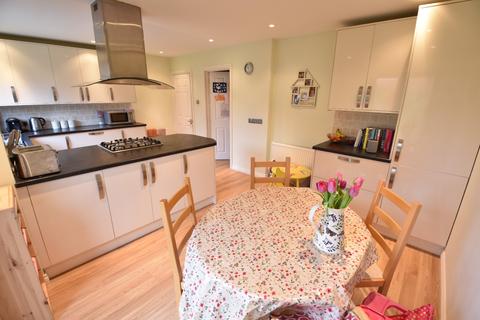 2 Lorimer Close, Luton, LU2 7RL