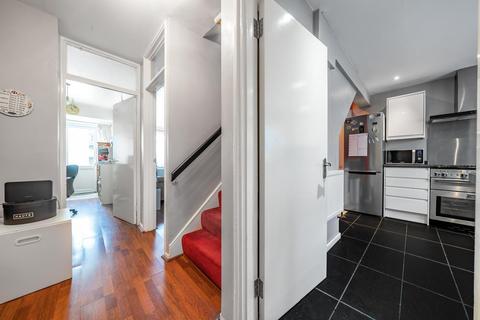 48 Silverdale, London, SE26 4SU
