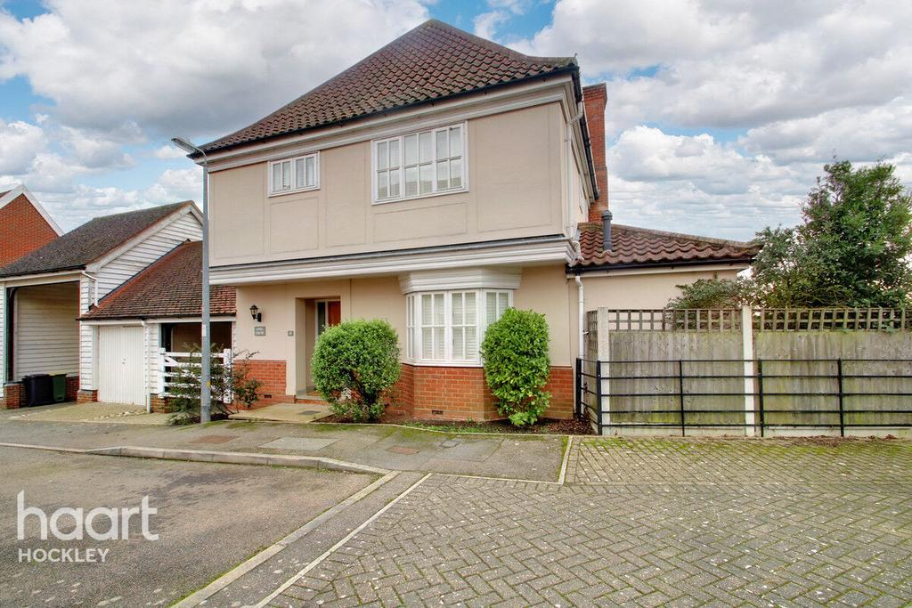 Ashingdon Heights, Rochford 4 bed detached house for sale £600,000