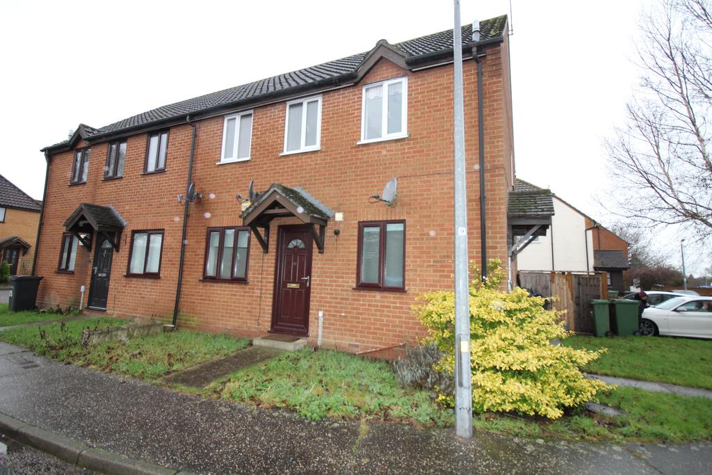 Constance Close, Witham, CM8 1 bed £850 pcm (£196 pw)