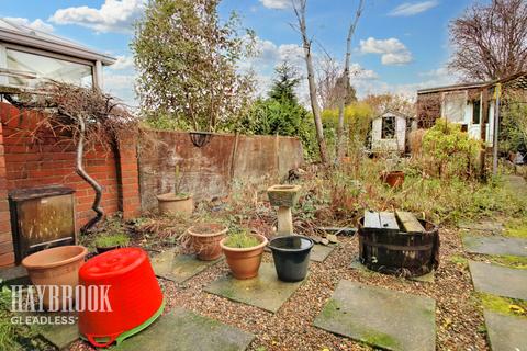 304 Hall Road, Sheffield, S9 4AG
