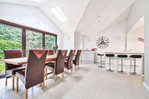 1 Critchmere Lane, Haslemere, GU27 1PE