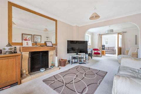 1 Critchmere Lane, Haslemere, GU27 1PE