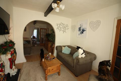 22 Devonshire Road, Feltham, TW13 6QT