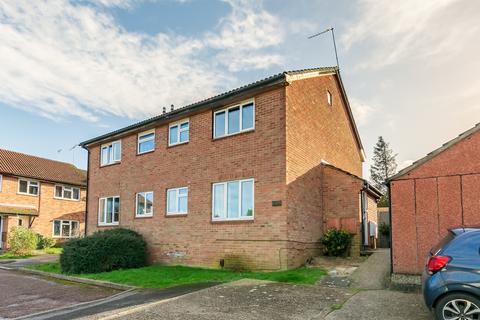 1 bedroom terraced house for sale - Fitzjohn close, Merrow Park