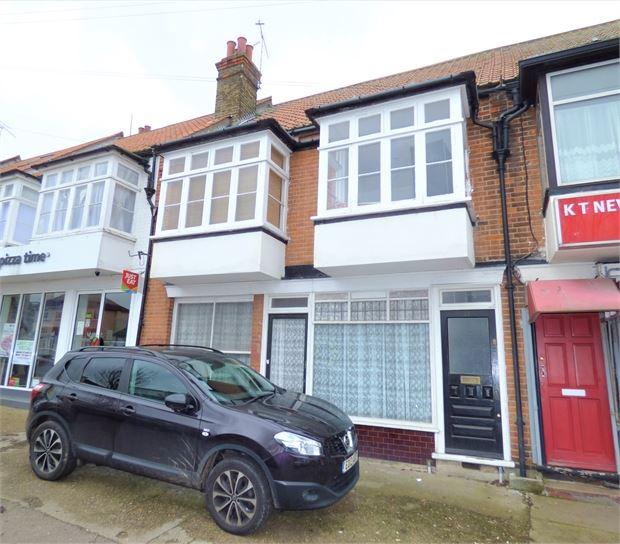 Commercial Road, Westcliff on sea... 2 bed apartment £900 pcm (£208 pw)