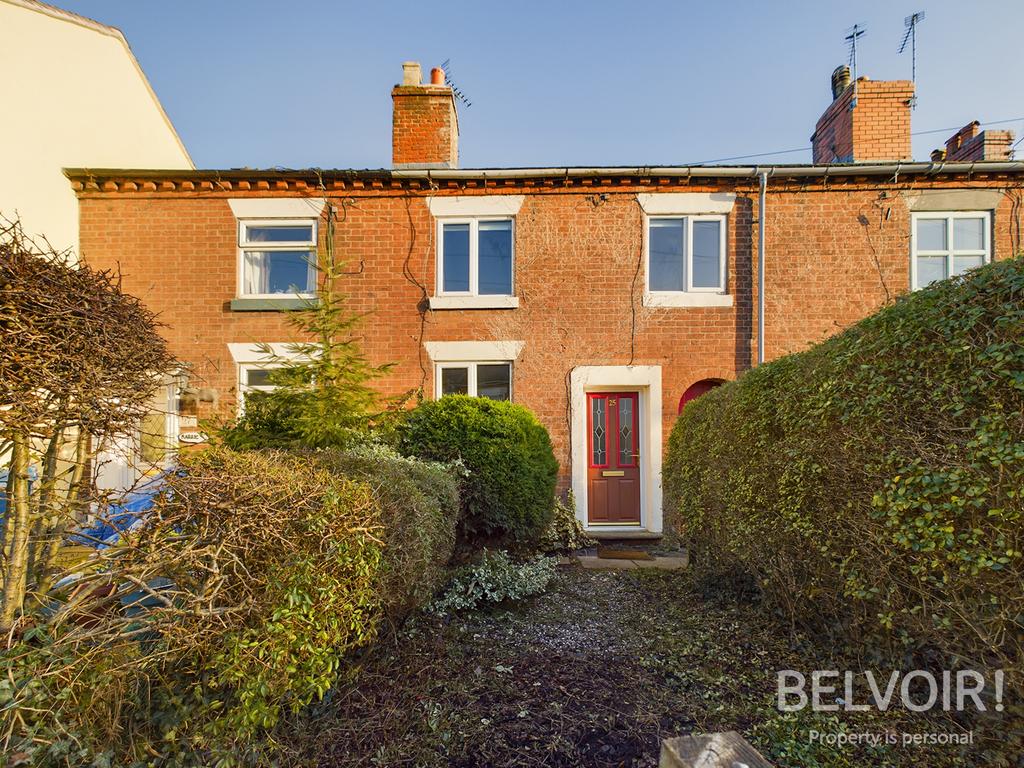 Old Road, Stone, ST15 2 bed terraced house £140,000