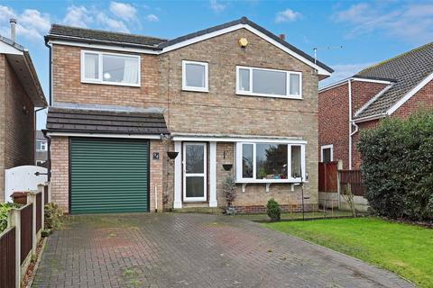 5 bedroom detached house for sale - Springhill Avenue, Crofton, Wakefield, West Yorkshire, WF4