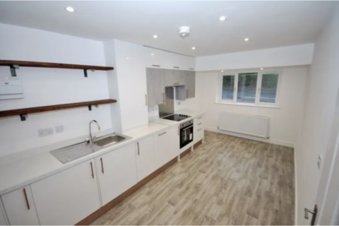 116b Clark Road, Wolverhampton, WV3 9PD