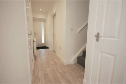 116b Clark Road, Wolverhampton, WV3 9PD