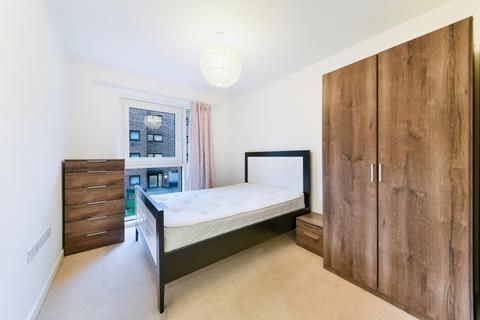 2 bedroom apartment to rent - Gothenburg Court, Greenland Place, Surrey Quays SE8