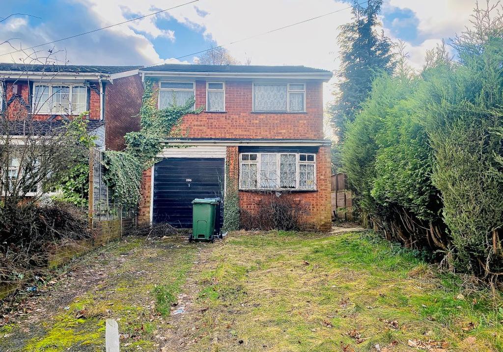 286 Harden Road, Walsall, West... 3 bed detached house £100,000