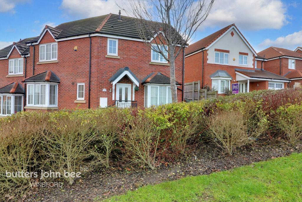 Rosemary Crescent, Winsford 3 bed semidetached house £195,000