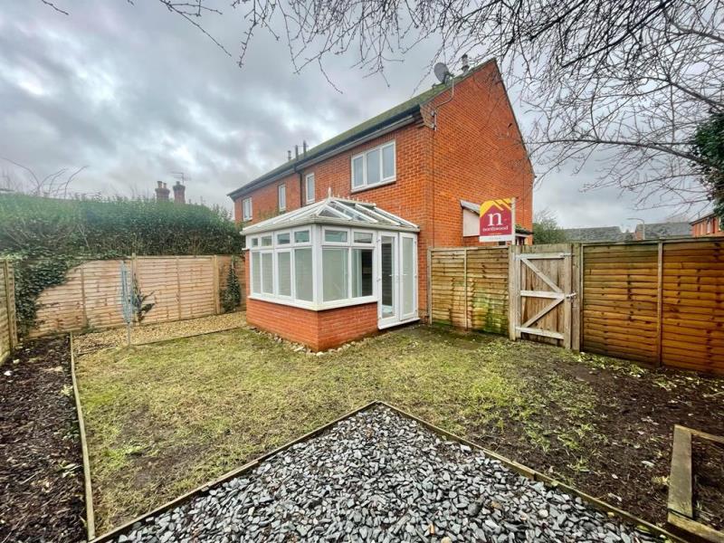 Church View, Newport Pagnell 1 bed end of terrace house to rent £925