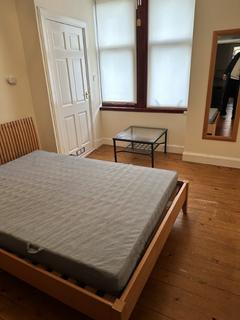 1 bedroom flat to rent, Kennoway Drive, Partick, Glasgow, G11