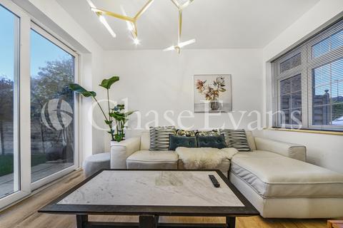 3 bedroom terraced house for sale - Manchester Road, Isle Of Dogs, London, E14