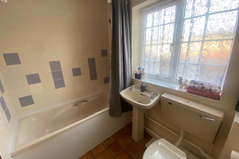 42 Hedley Rise, Luton, LU2 9UD