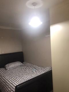 1 bedroom property to rent - Frogmore Avenue, Hayes, UB4