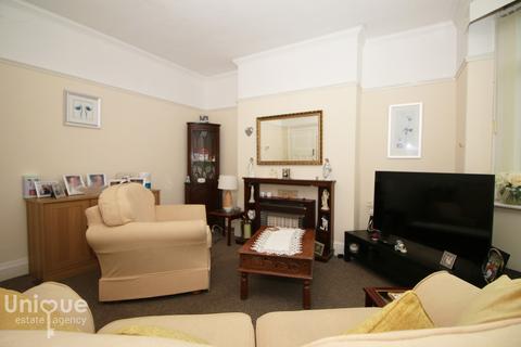 2 bedroom apartment for sale - Cleveleys Avenue,  Thornton-Cleveleys, FY5