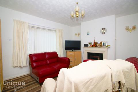 15 Avon Green, Fleetwood, FY7 7JE